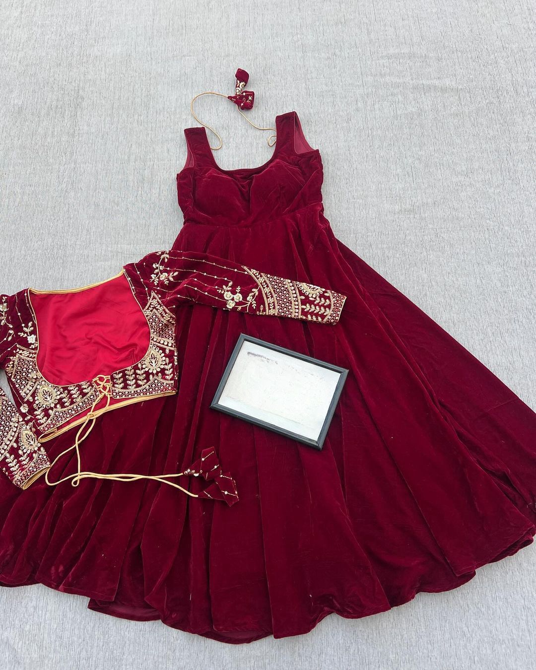 1601-1603 Series By Twisha Designer Wedding Wear Velvet Gowns Twisha  Wholesale Gowns Catalog